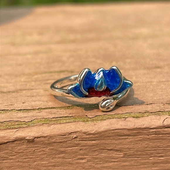 Silver Lotus Ring - Picture 7 of 10
